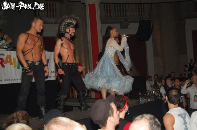 Klicken um zum n�chsten Bild zu kommen.