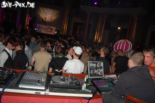 Klicken um zum n�chsten Bild zu kommen.