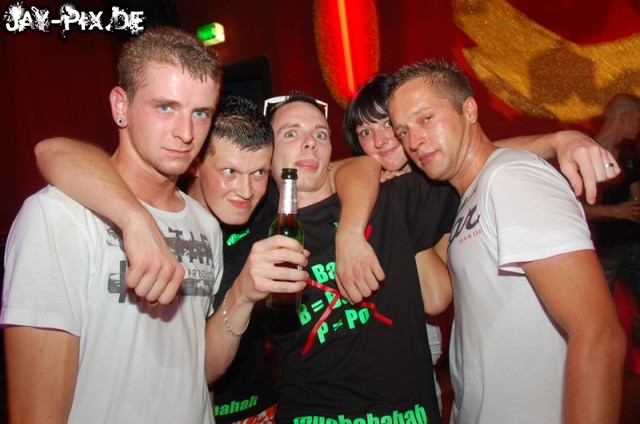 Klicken um zum n�chsten Bild zu kommen.